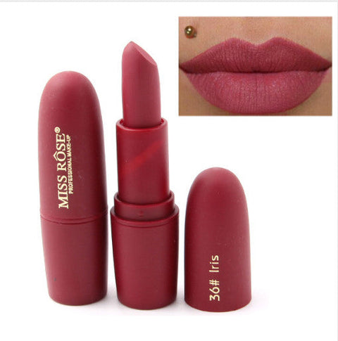 Matte moisturizing lipstick